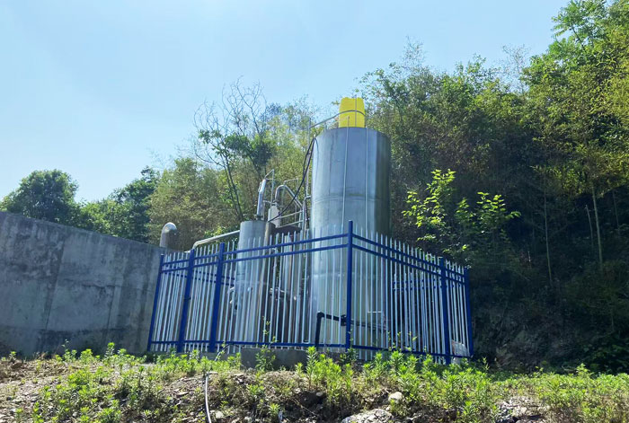 陜西安康西河鎮農村安全飲水10t/h凈水設備項目