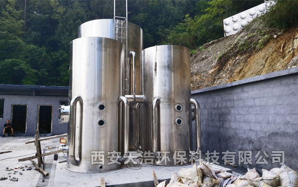 湖北咸豐縣30噸/小時農村生活飲水不銹鋼一體化凈水設備安裝調試項目